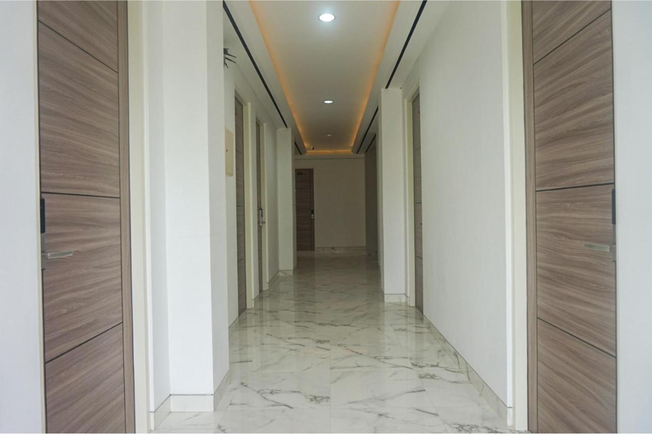 Reddoorz Near Araya Family Club House Hotel Malang Exterior foto